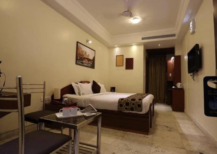 Bk Castles Hotel Jabalpur Luaran gambar