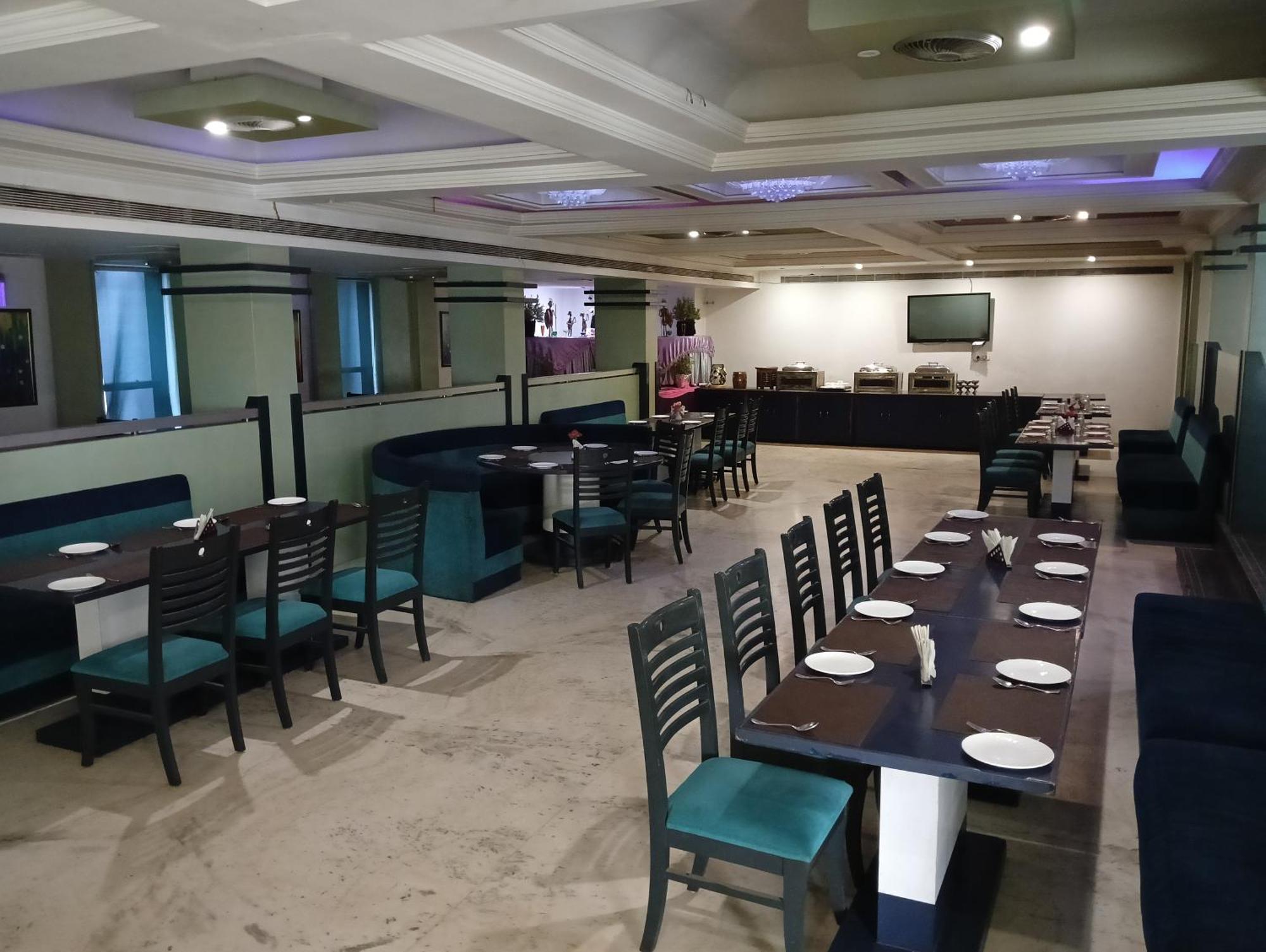 Bk Castles Hotel Jabalpur Luaran gambar